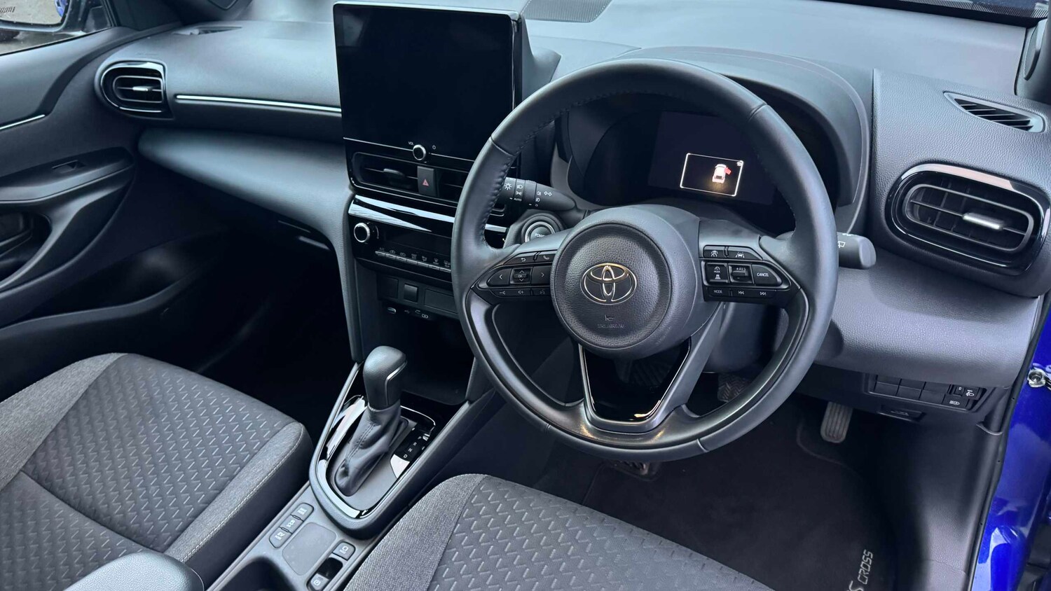 Used Toyota Yaris Cross for sale - 77860378: Photo 17