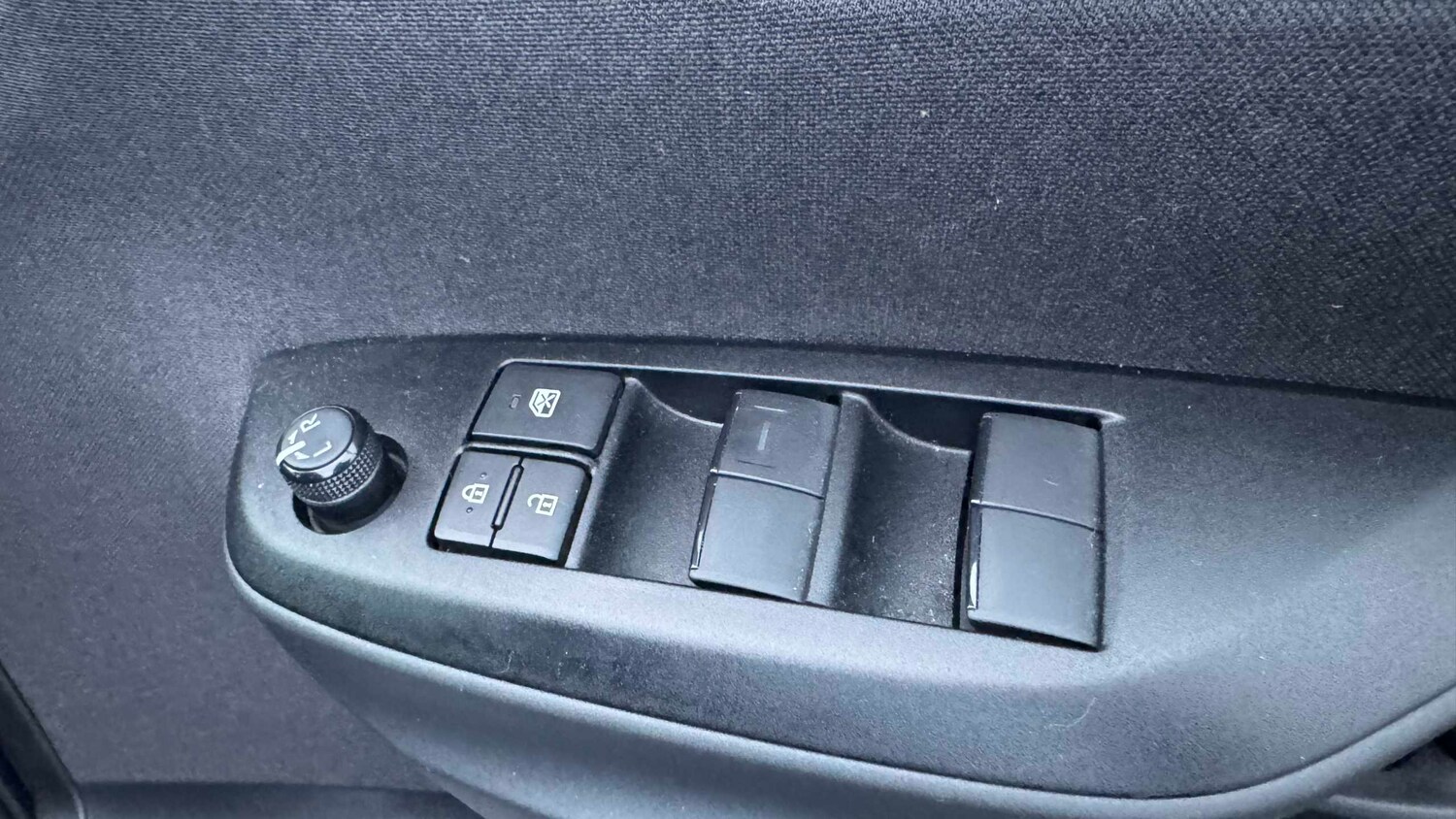 Used Toyota Yaris Cross for sale - 77860378: Photo 20