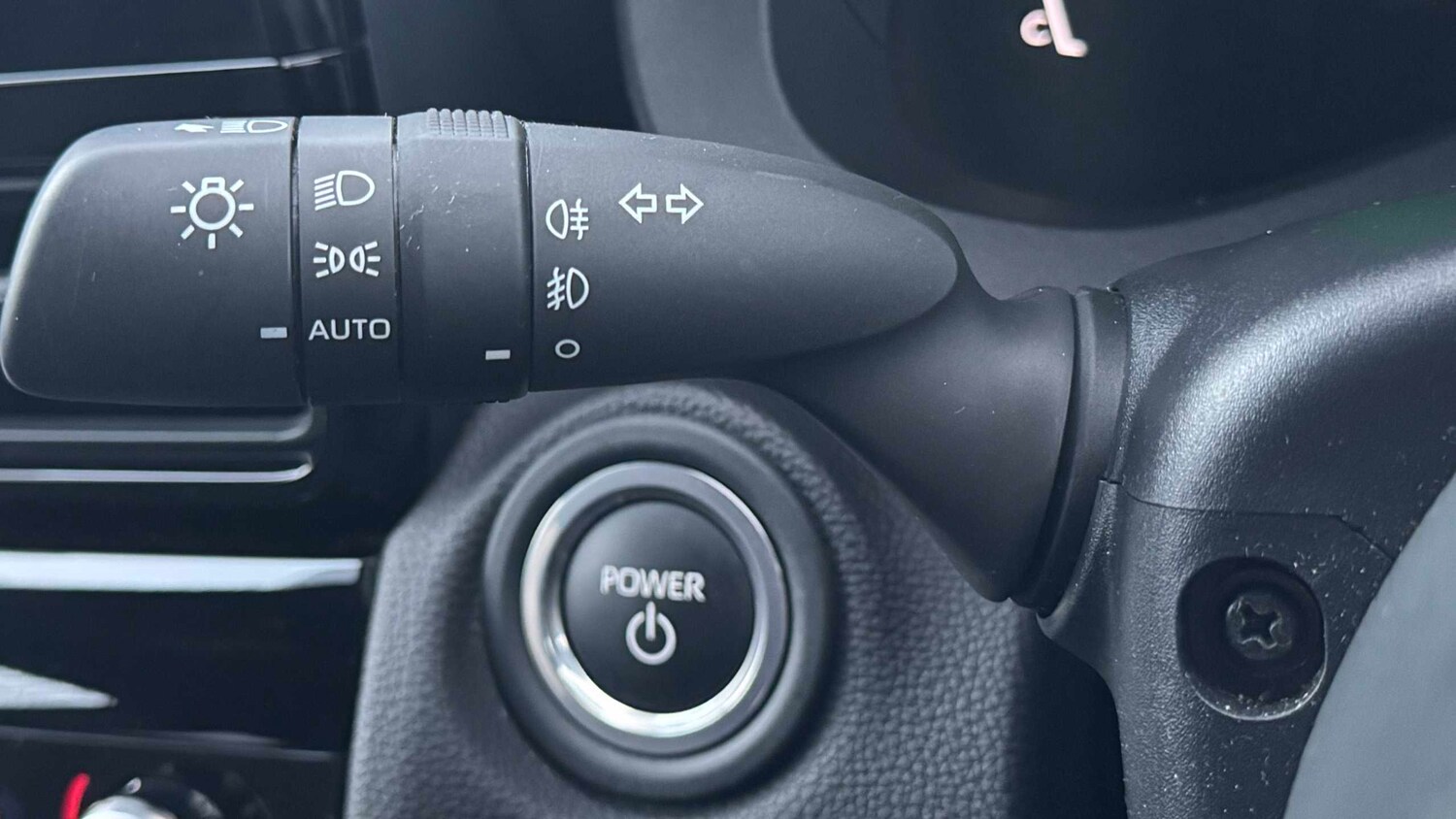 Used Toyota Yaris Cross for sale - 77860378: Photo 25