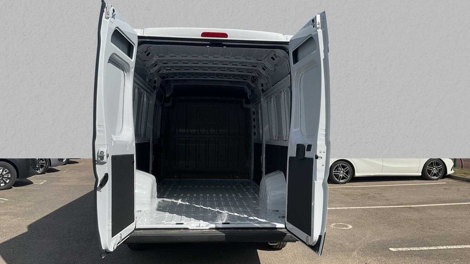 Used Vauxhall Movano 2025 for sale - 77862171: Photo 9