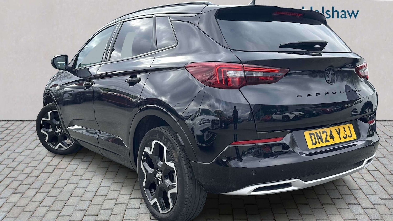 Used Vauxhall Grandland 2024 for sale - 77857838: Photo 2