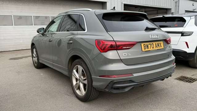 Used Audi Q3 2021 for sale - 77983301: Photo 4