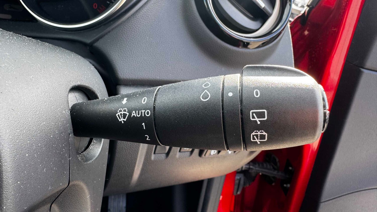 Used Renault Captur for sale - 77862688: Photo 19