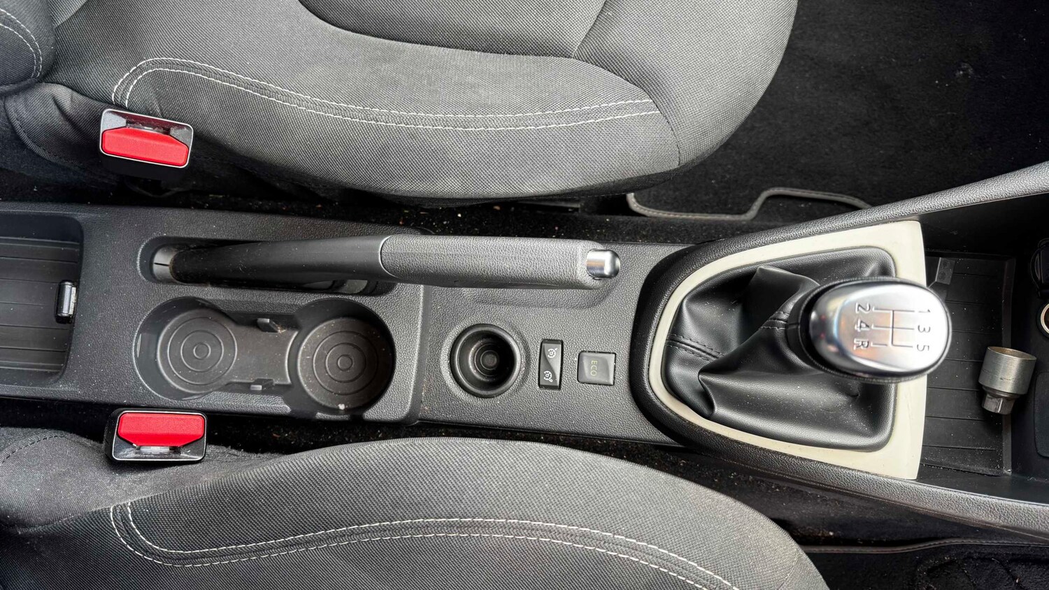 Used Renault Captur for sale - 77862688: Photo 23