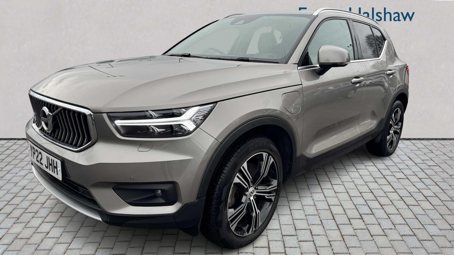 Used Volvo XC40 2022 for sale - 77858554: Photo 3
