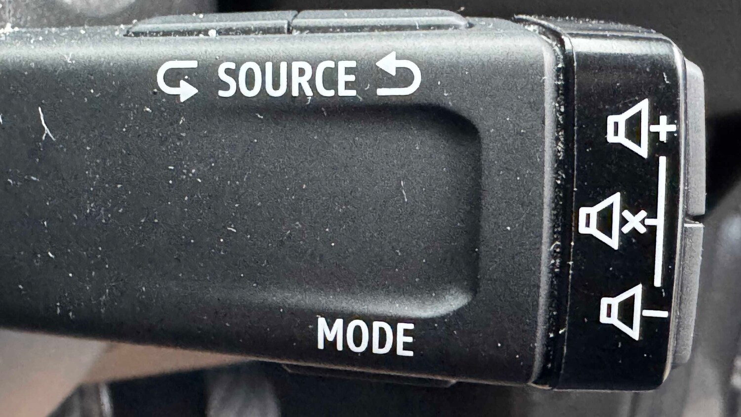 Used Renault Captur for sale - 77861803: Photo 21