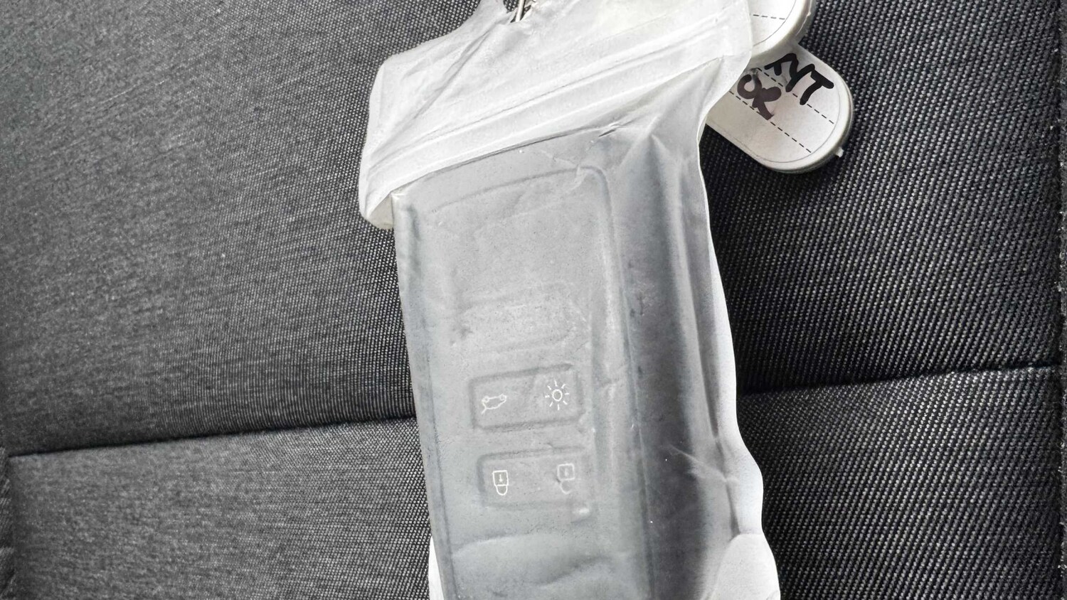 Used Renault Captur for sale - 77861803: Photo 31