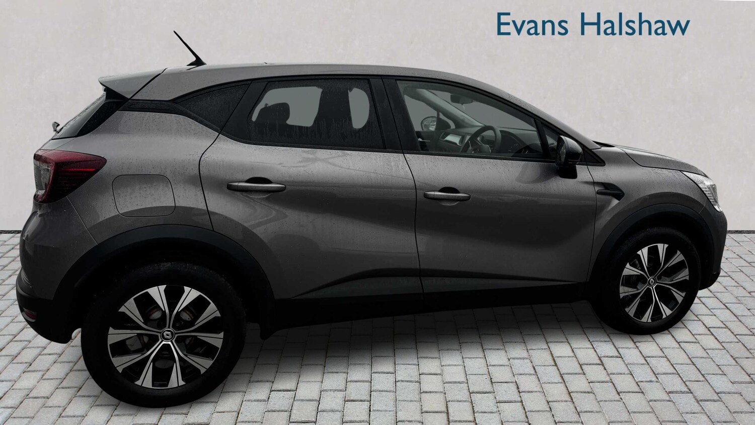 Used Renault Captur for sale - 77861803: Photo 8