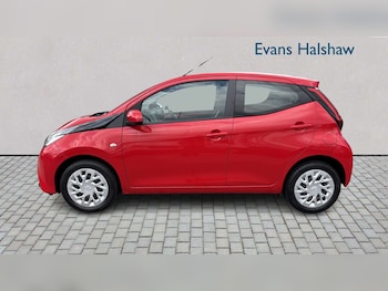 Used Toyota AYGO 2019 for sale - 79282181: Photo