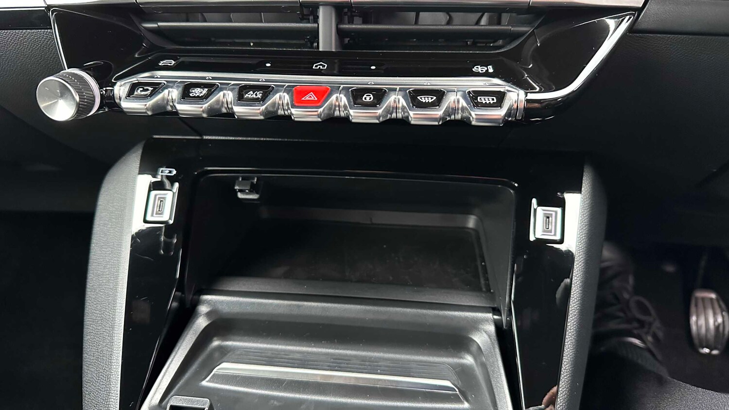 Used Peugeot 2008 for sale - 77862177: Photo 16