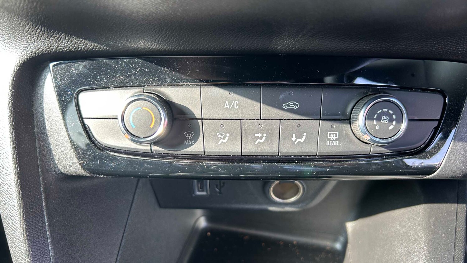 Used Vauxhall Corsa for sale - 77860500: Photo 12