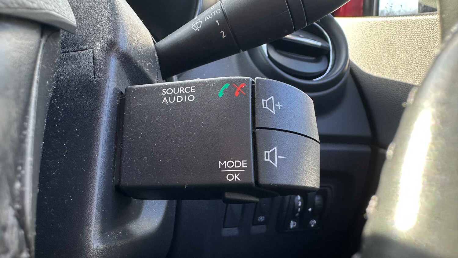 Used Renault Captur 2018 for sale - 77859212: Photo 17