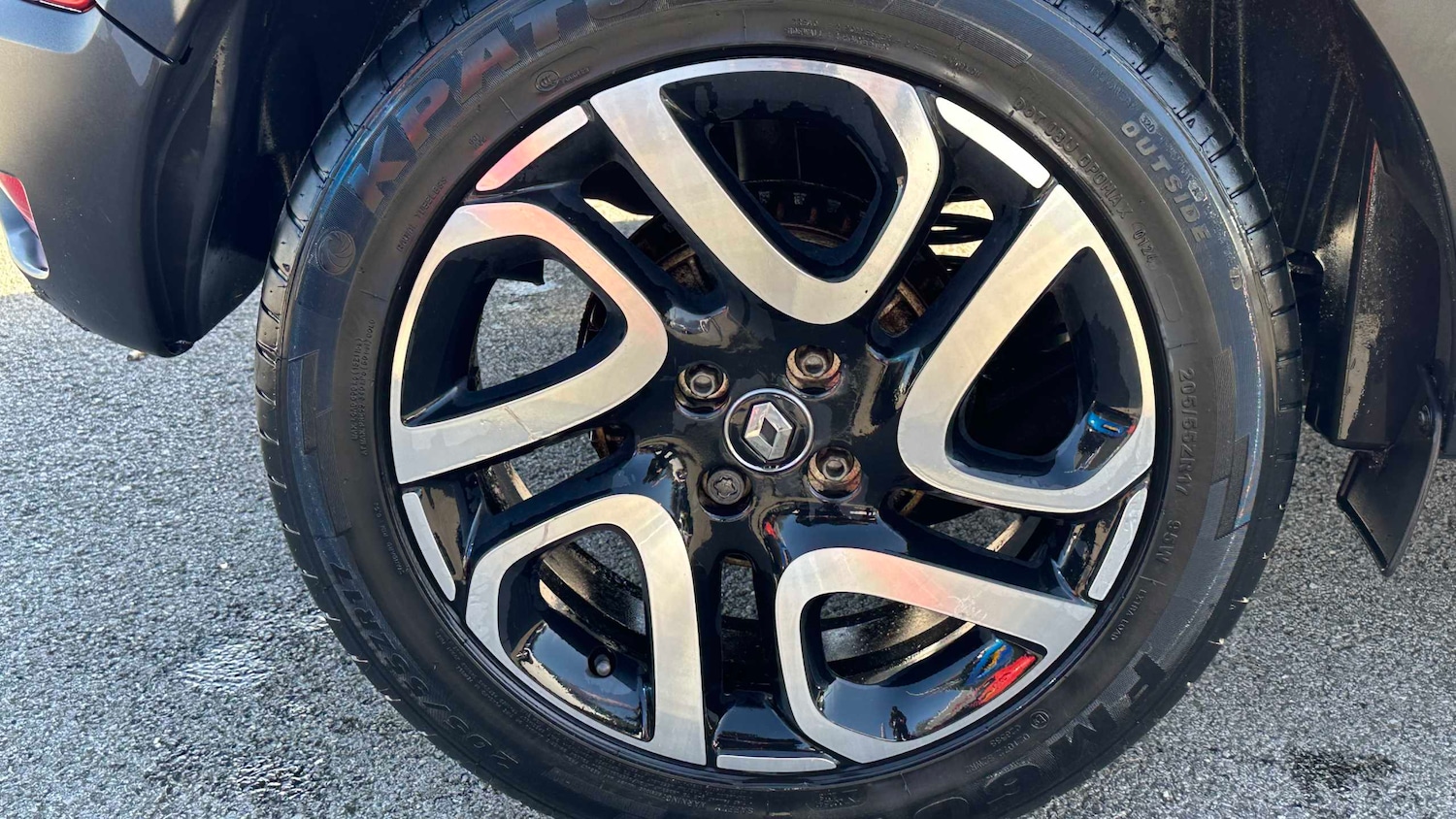 Used Renault Captur 2018 for sale - 77859212: Photo 4