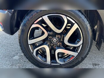 Used Renault Captur 2018 for sale - 77859212: Photo