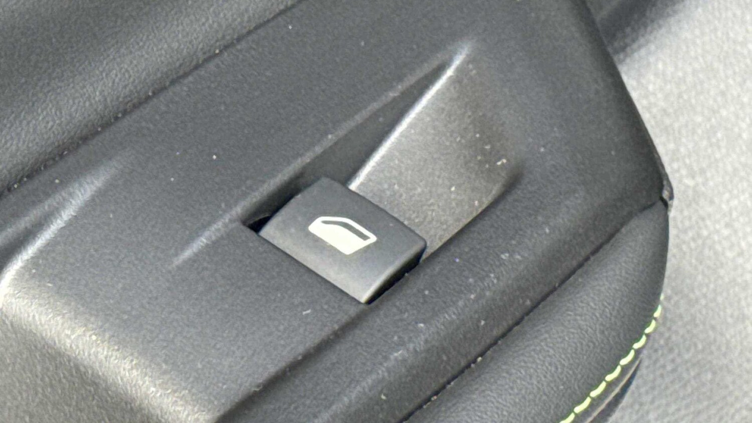 Used Peugeot 308 for sale - 77860202: Photo 19