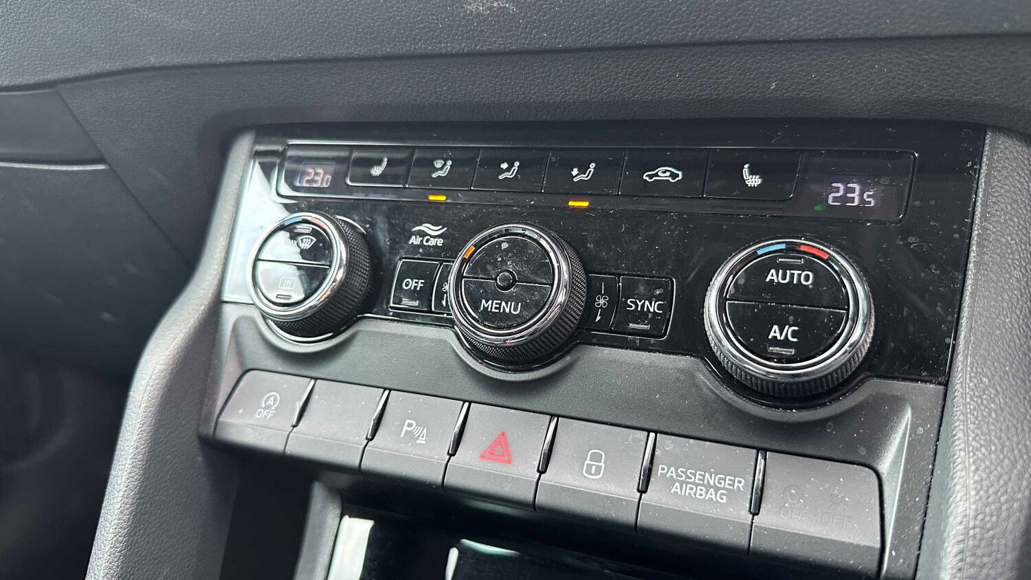 Used Skoda Karoq 2023 for sale - 77856698: Photo 19