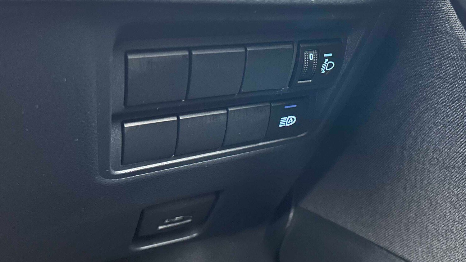 Used Toyota Yaris 2022 for sale - 77856881: Photo 18