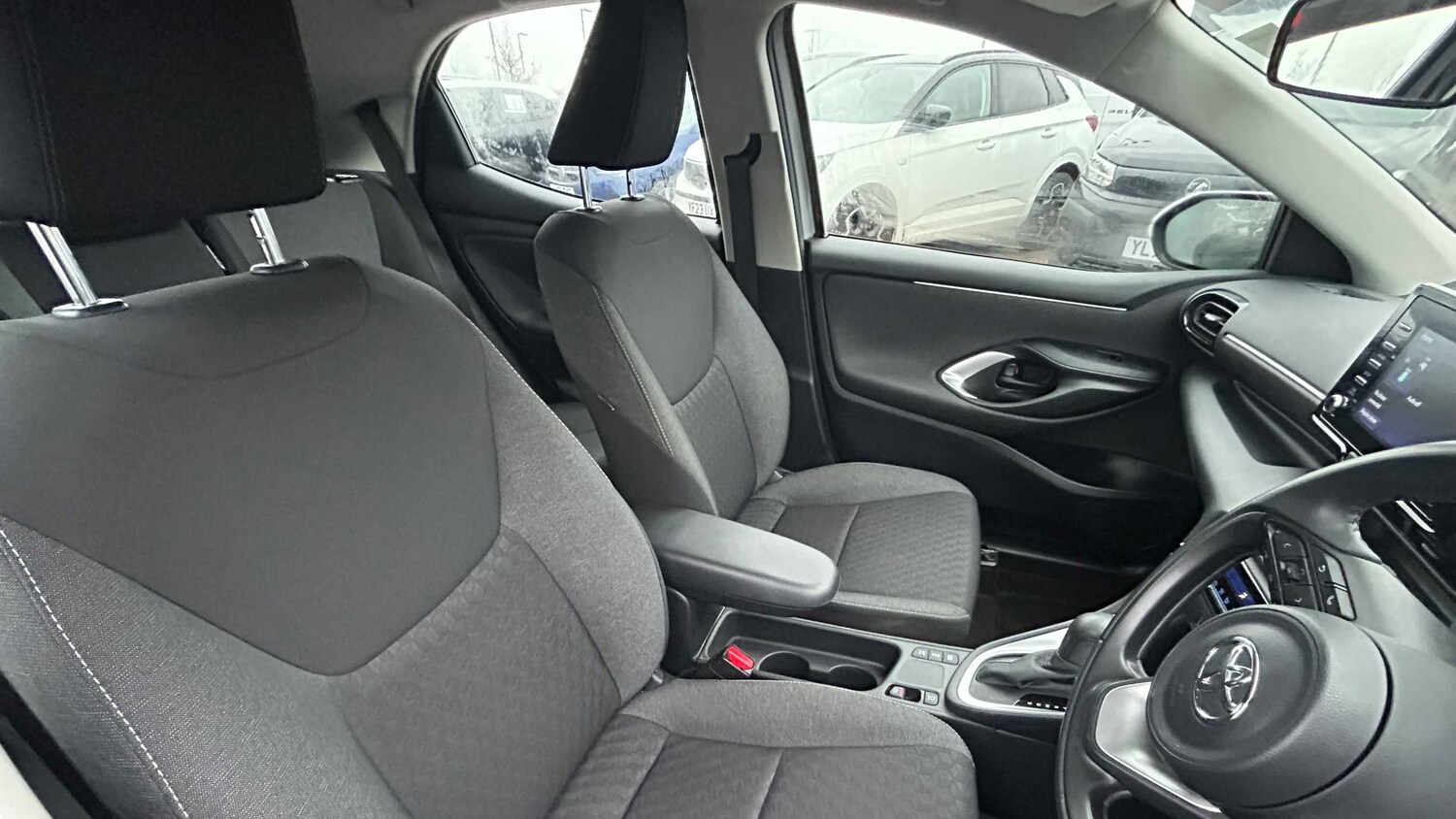 Used Toyota Yaris 2022 for sale - 77856881: Photo 6