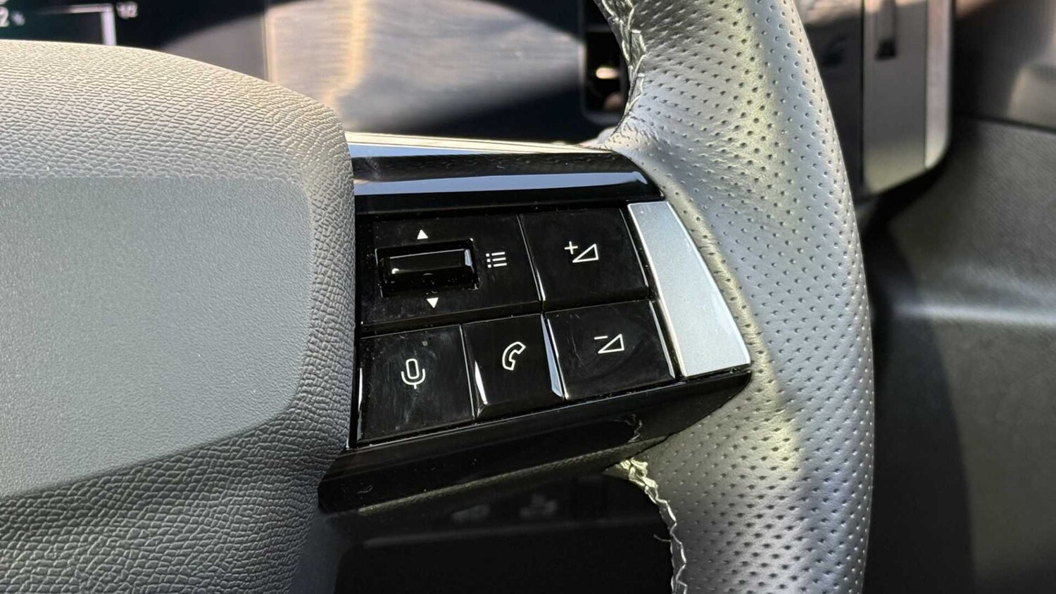 Used Vauxhall Astra for sale - 77859839: Photo 19