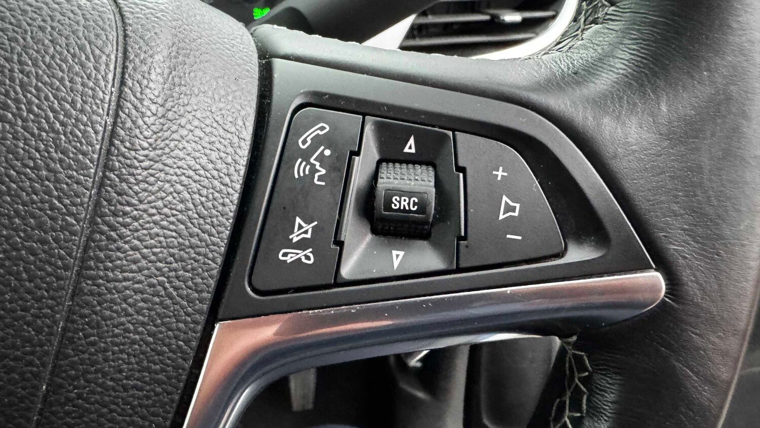 Used Vauxhall Mokka X 2019 for sale - 77856421: Photo 17