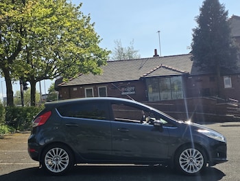 Used Ford Fiesta 2015 for sale - 78532642: Photo