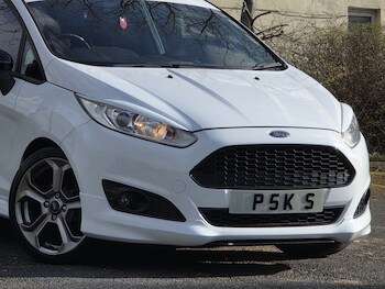 Used Ford Fiesta 2015 for sale - 78332925: Photo