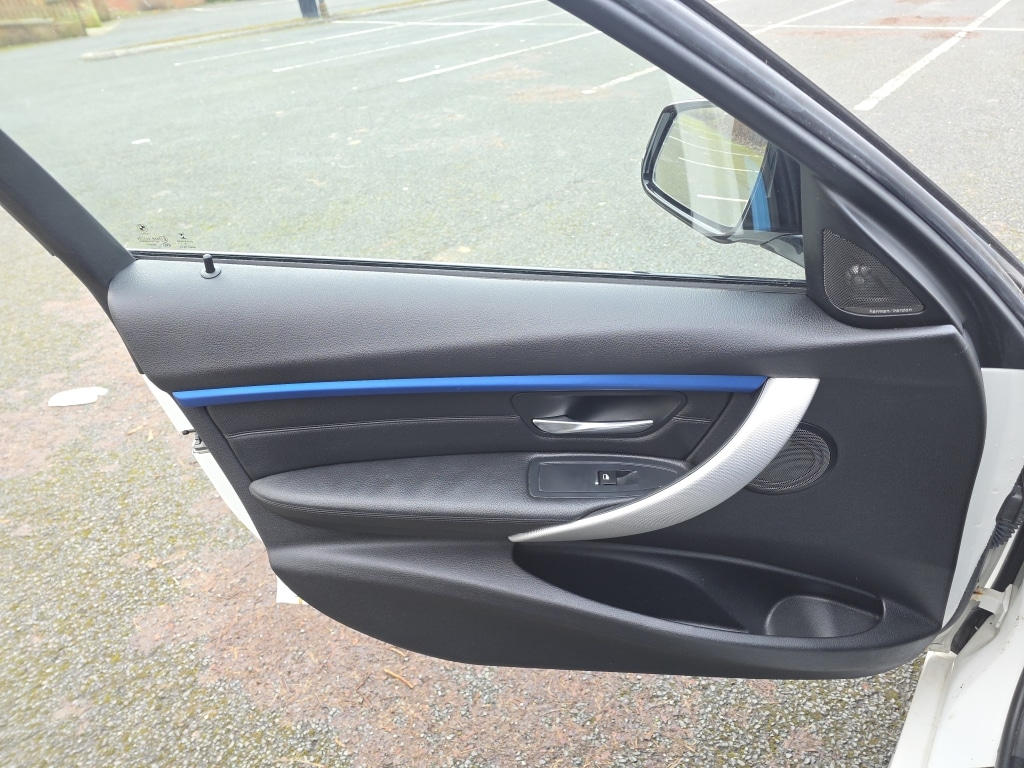 Used BMW 3 Series 2016 for sale - 77544539: Photo 15