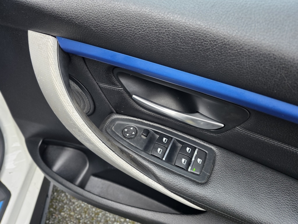 Used BMW 3 Series 2016 for sale - 77544539: Photo 28