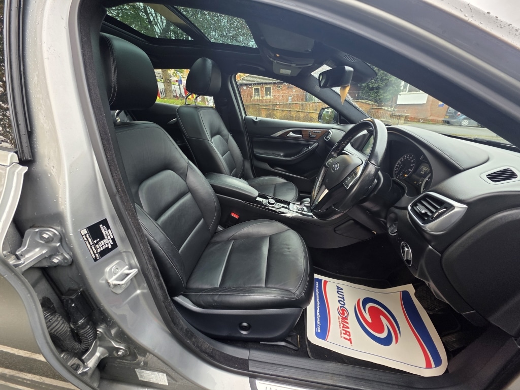 Used Infiniti Q30 2016 for sale - 76243953: Photo 12