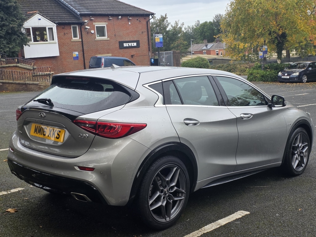 Used Infiniti Q30 2016 for sale - 76243953: Photo 5