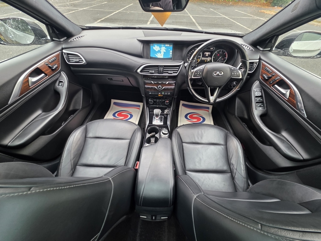 Used Infiniti Q30 2016 for sale - 76243953: Photo 9