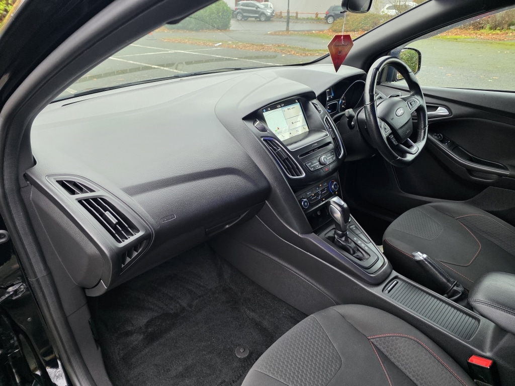 Used Ford Focus 2017 for sale - 76564911: Photo 16