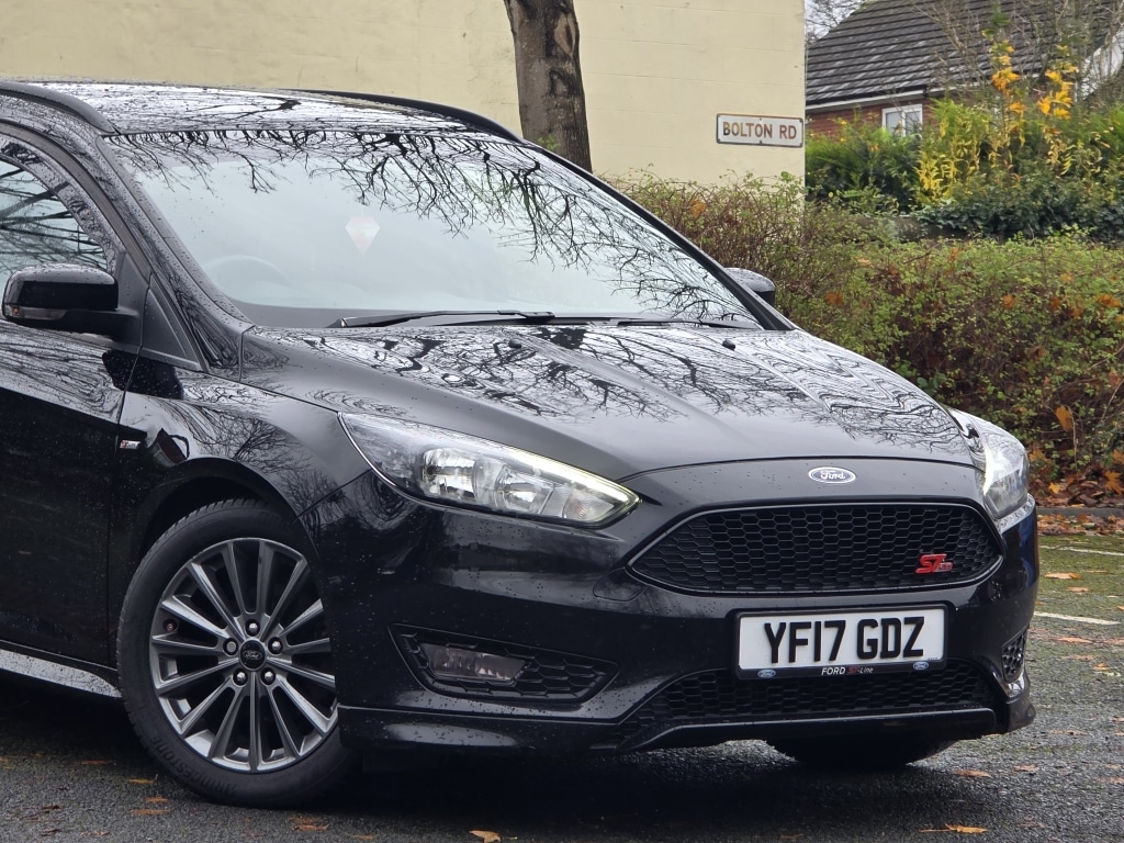 Used Ford Focus 2017 for sale - 76564911: Photo 2