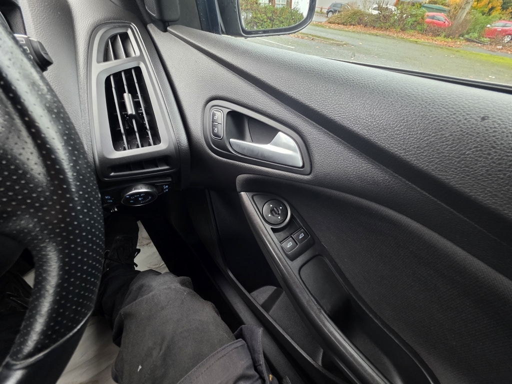 Used Ford Focus 2017 for sale - 76564911: Photo 32