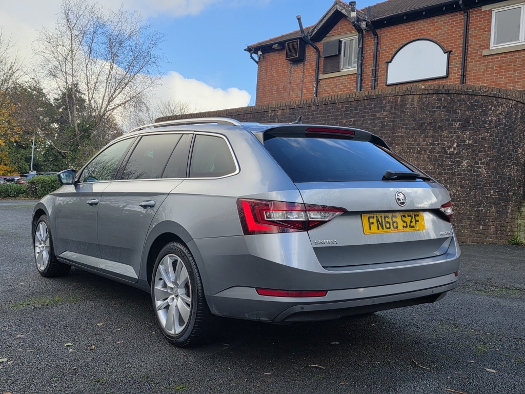 Used Skoda Superb 2016 for sale - 76525620: Photo 6