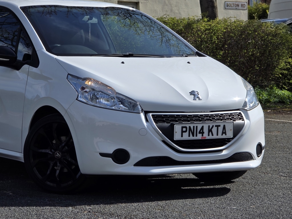 Used Peugeot 208 2014 for sale - 78164537: Photo 17