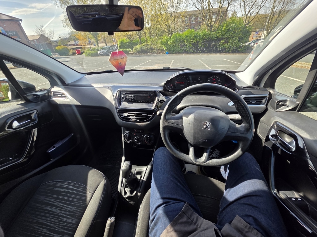 Used Peugeot 208 2014 for sale - 78164537: Photo 18