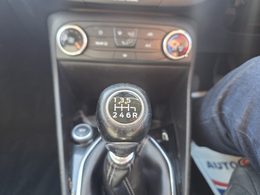 Used Ford Fiesta 2018 for sale - 78145992: Photo 11