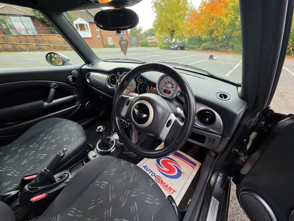 Used MINI Convertible 2005 for sale - 76265006: Photo 14