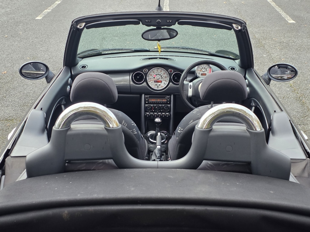 Used MINI Convertible 2005 for sale - 76265006: Photo 31
