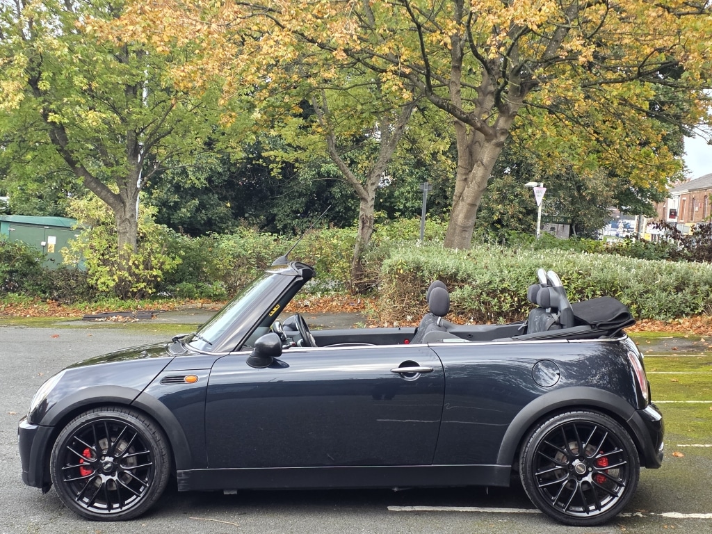 Used MINI Convertible 2005 for sale - 76265006: Photo 6