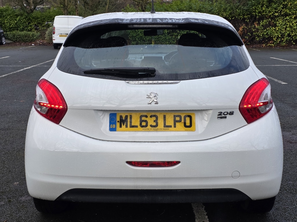 Used Peugeot 208 2013 for sale - 77272639: Photo 7
