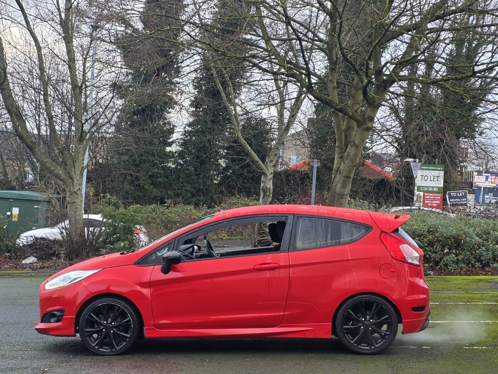 Used Ford Fiesta 2015 for sale - 77034717: Photo 7