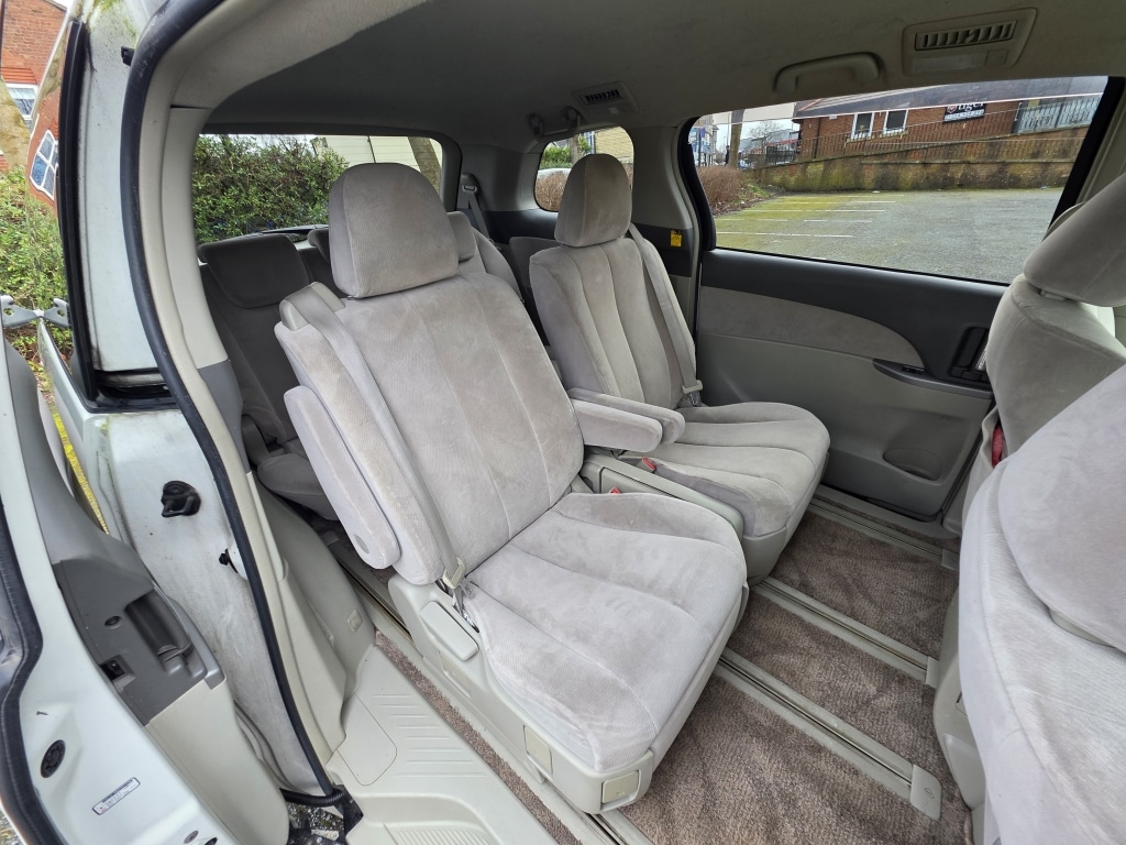 Used Toyota Estima 2019 for sale - 77702577: Photo 20