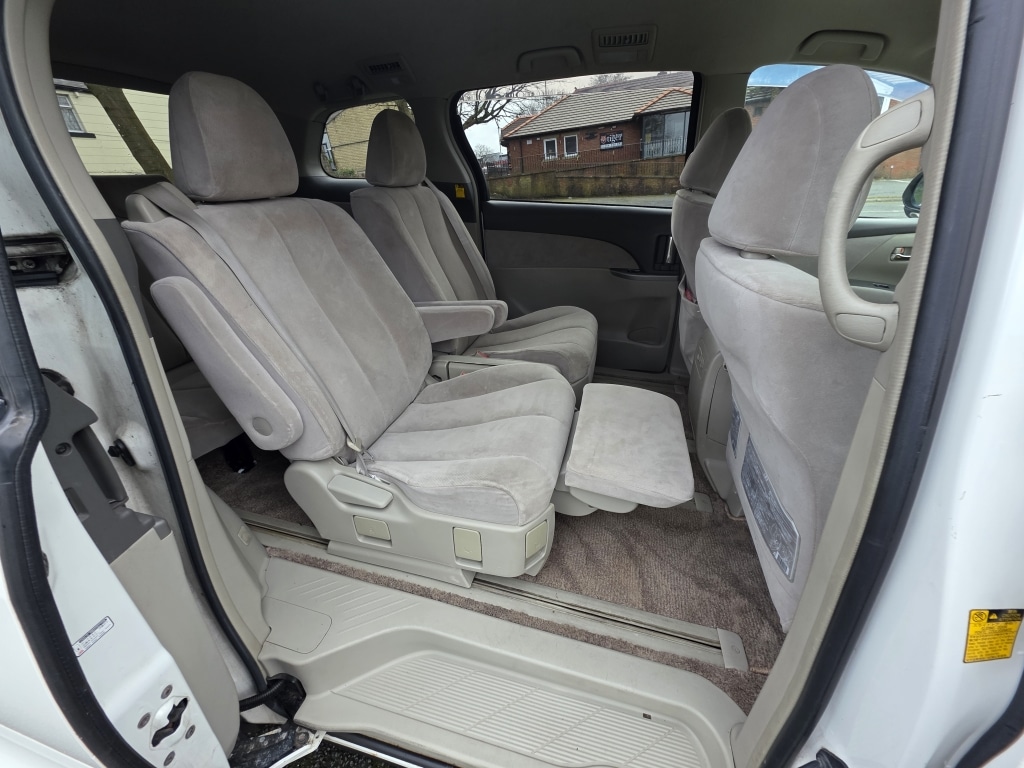 Used Toyota Estima 2019 for sale - 77702577: Photo 21