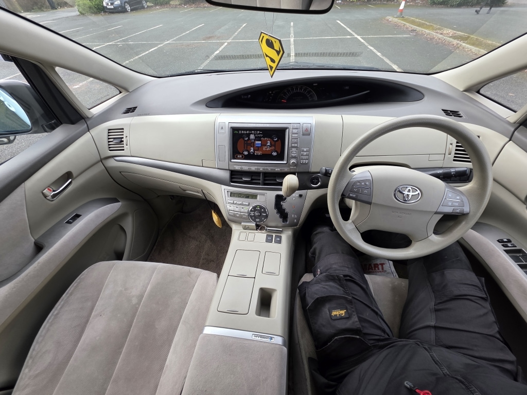 Used Toyota Estima 2019 for sale - 77702577: Photo 35