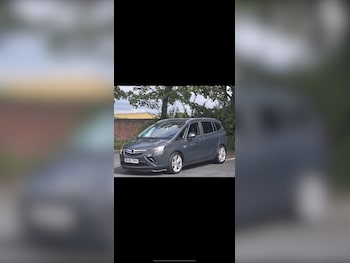 Used Vauxhall Zafira Tourer 2015 for sale - 78815995: Photo