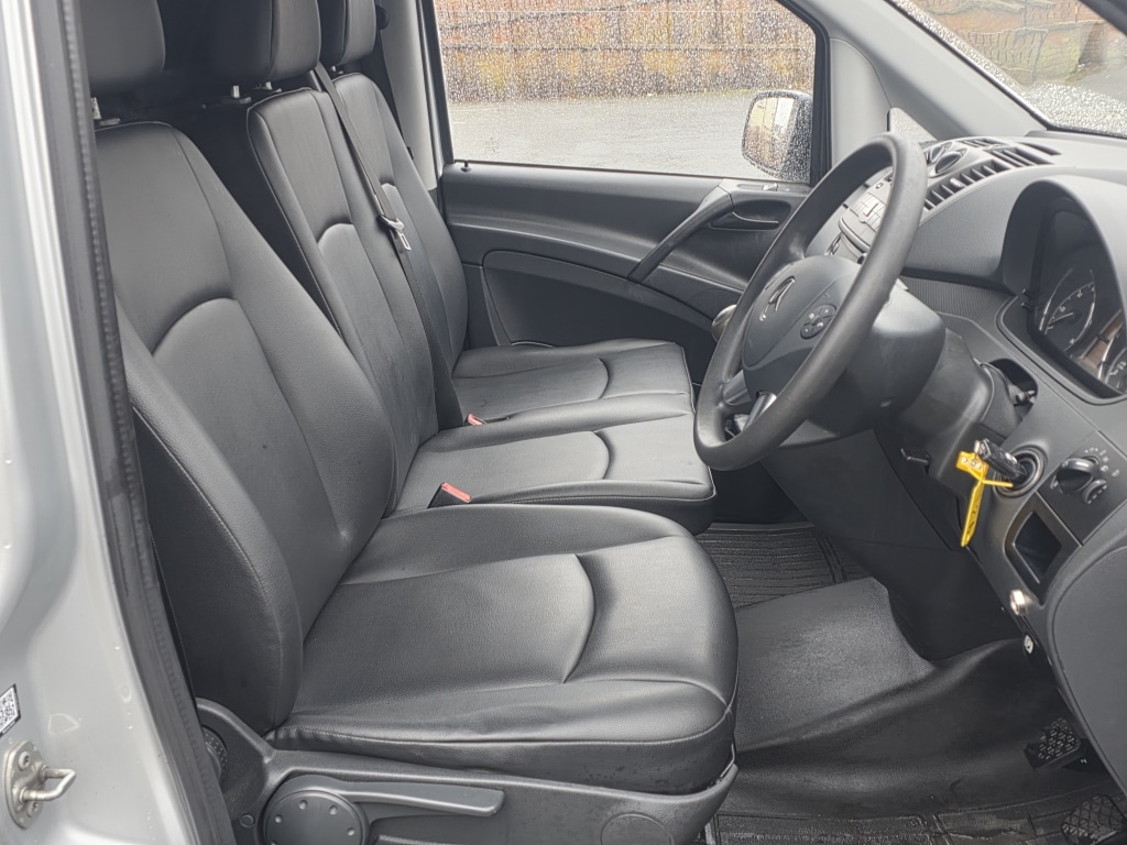 Used Mercedes-Benz Vito 2012 for sale - 76956980: Photo 11