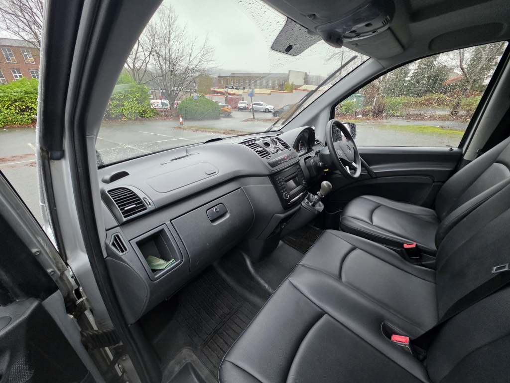 Used Mercedes-Benz Vito 2012 for sale - 76956980: Photo 16