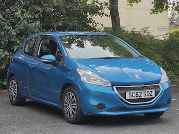 Used Peugeot 208 2013 for sale - 75546543: Photo